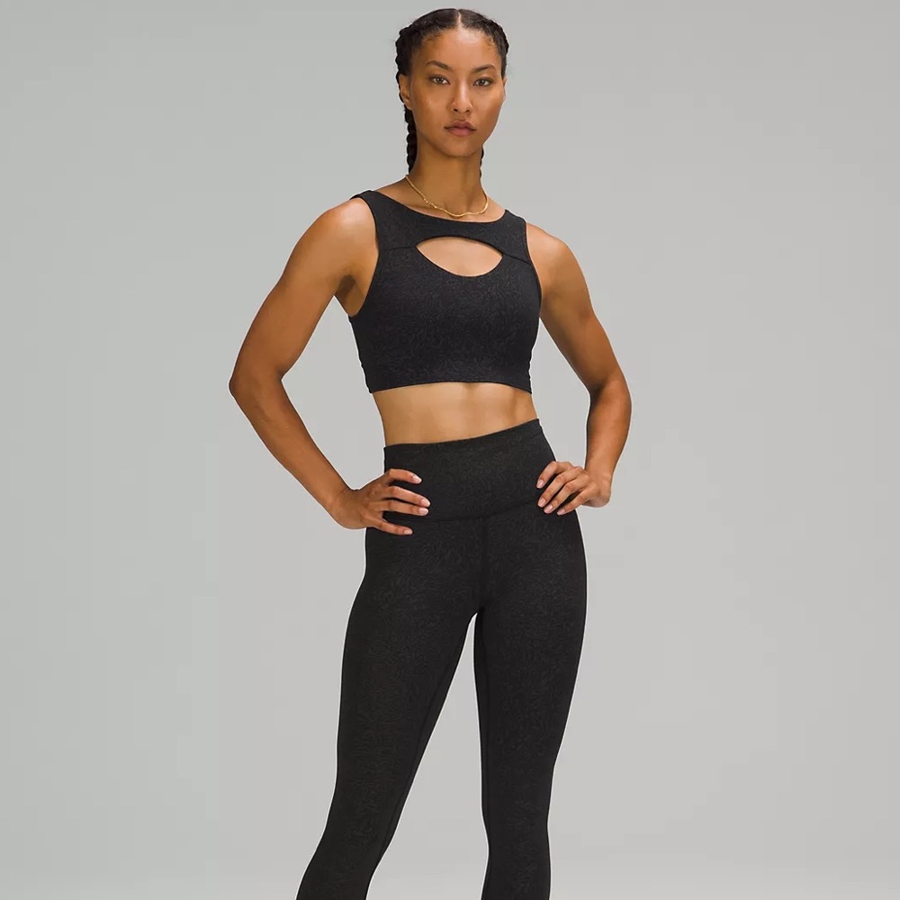 NWT Lululemon Everlux Cut-Out Train Bra